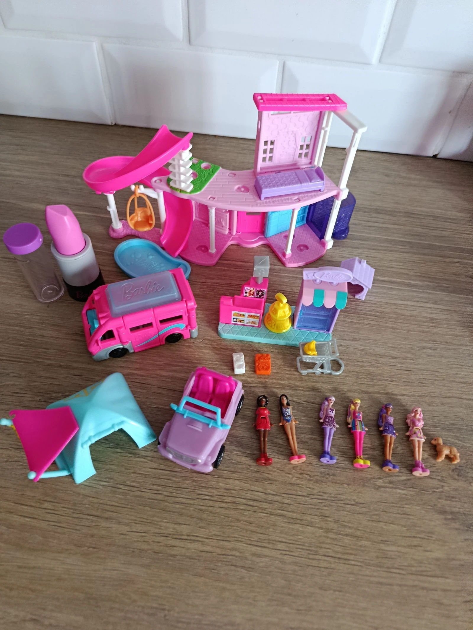 Lot mini Barbie Land 